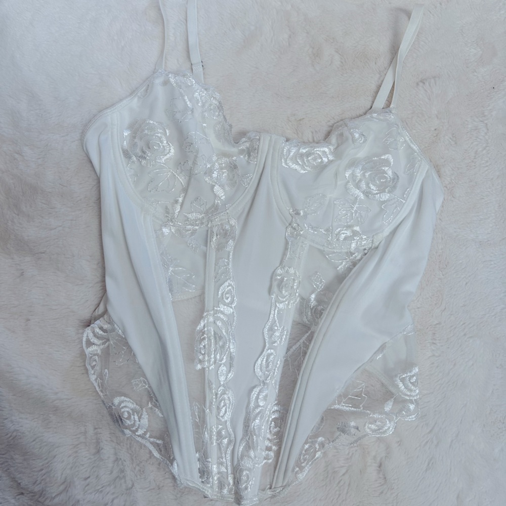 White lace top